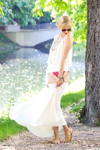 Des Belles Choses_7 Days 7 Ways_White Maxi Dress 2